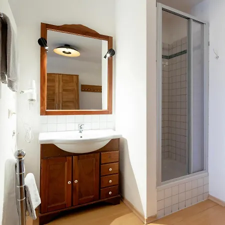 Gasthuis Goldenes Schiff