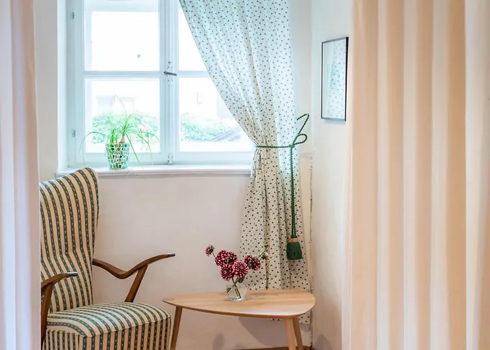 Goldenes Schiff פסאו