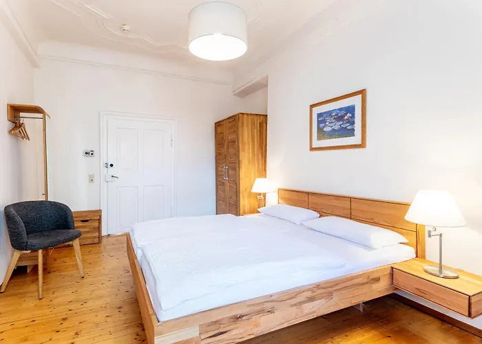 Goldenes Schiff * פסאו